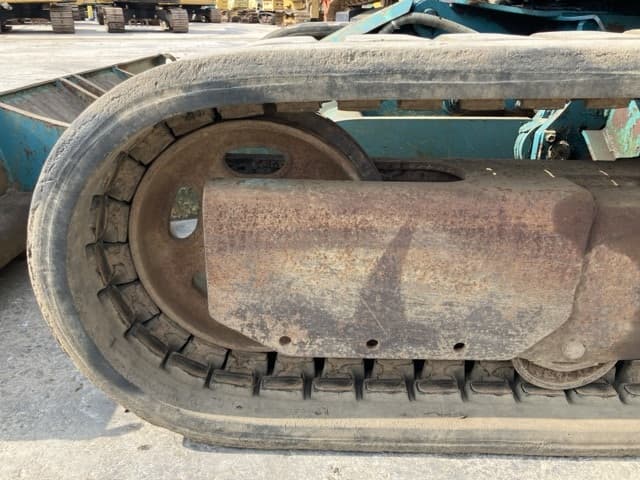 MINI EXCAVATOR — Auction (lot 8457-313)