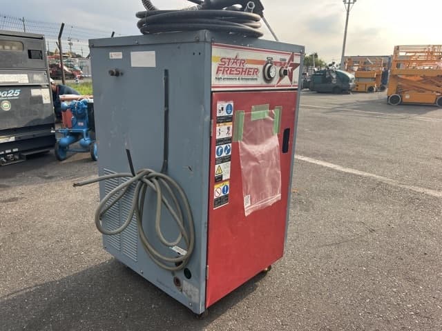 HIGH PRESSURE WASHING MACHINE — Auction (lot 8457-3132)