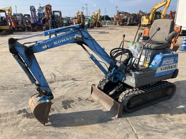 MINI EXCAVATOR — Auction (lot 8457-314)