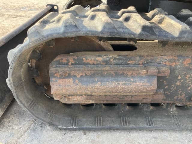 MINI EXCAVATOR — Auction (lot 8457-314)