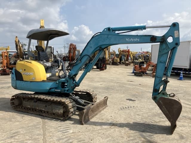 MINI EXCAVATOR — Auction (lot 8457-316)