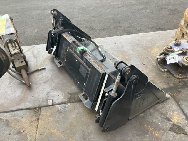 Bucket — Auction (lot 8457-3168)