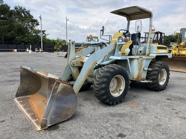WHEEL LOADER — Auction (lot 8457-317)