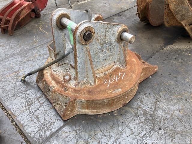 Magnet — Auction (lot 8457-3177)