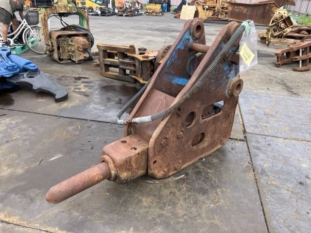 Breaker — Auction (lot 8457-3182)