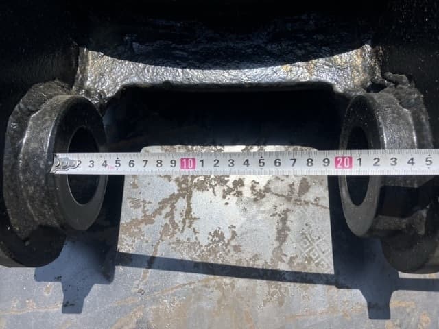 Magnet — Auction (lot 8457-3185)