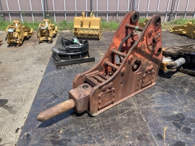 Breaker — Auction (lot 8457-3199)
