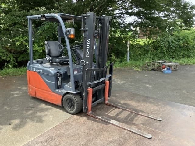 Battery Forklift — Auction (lot 8457-32001)