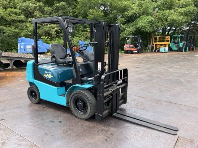 Forklift — Auction (lot 8457-32003)