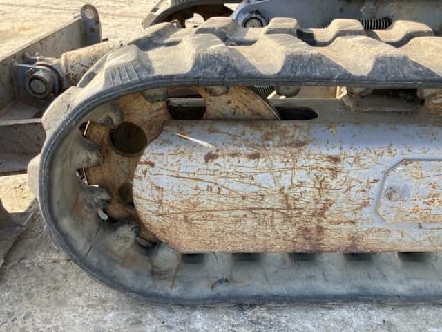 MINI EXCAVATOR — Auction (lot 8457-324)