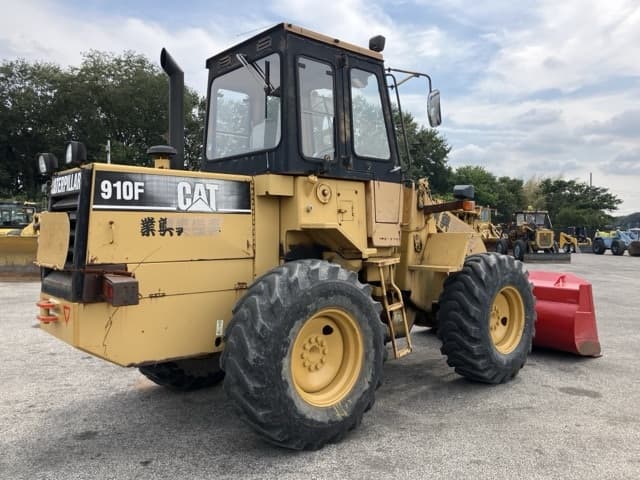 WHEEL LOADER — Auction (lot 8457-333)