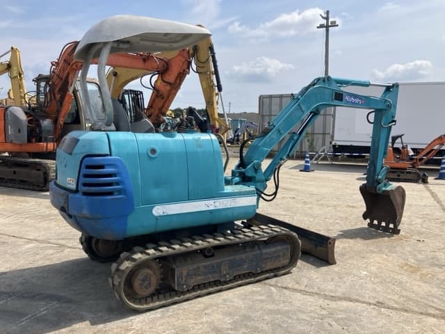 MINI EXCAVATOR — Auction (lot 8457-339)