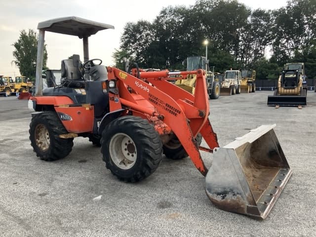 MINI WHEEL LOADER — Auction (lot 8457-343)