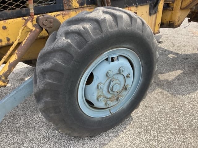 WHEEL LOADER — Auction (lot 8457-349)