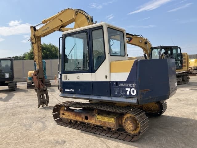 EXCAVATOR — Auction (lot 8457-357)