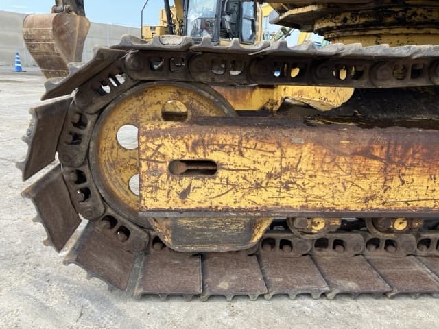 EXCAVATOR — Auction (lot 8457-357)