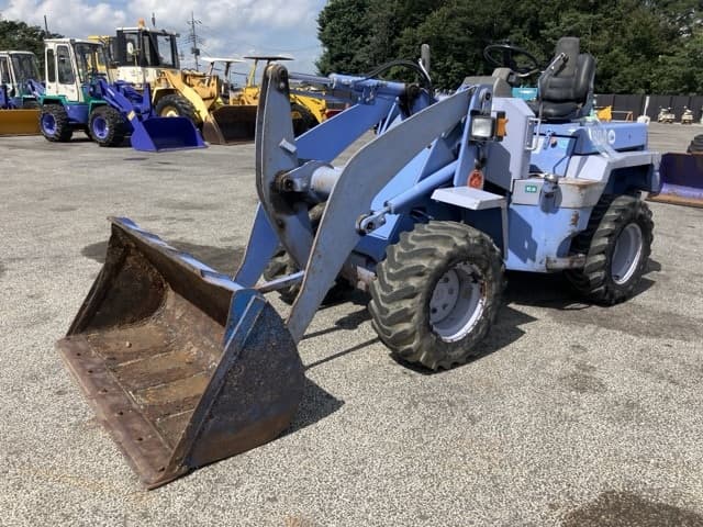 MINI WHEEL LOADER — Auction (lot 8457-36)