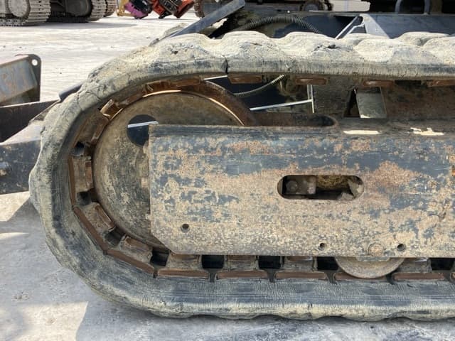 MINI EXCAVATOR — Auction (lot 8457-361)