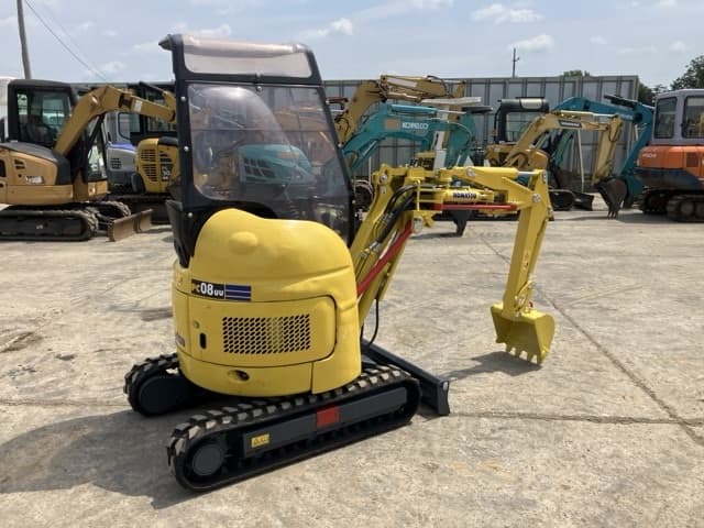 MINI EXCAVATOR — Auction (lot 8457-364)