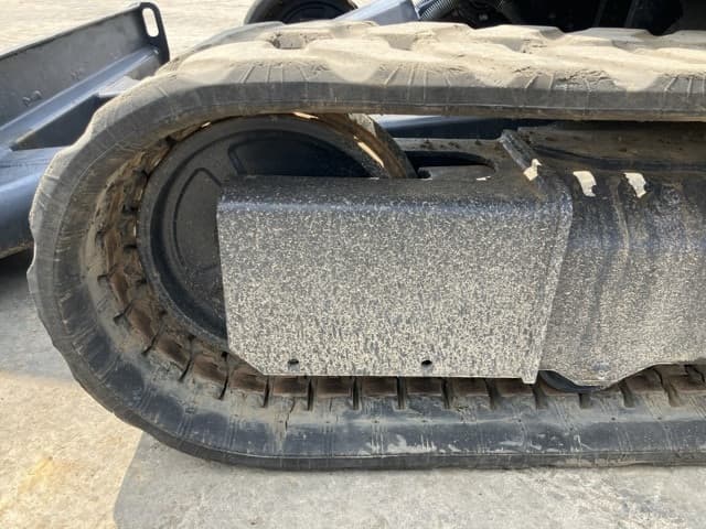 MINI EXCAVATOR — Auction (lot 8457-367)