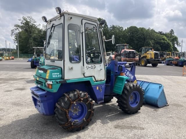 MINI WHEEL LOADER — Auction (lot 8457-37)