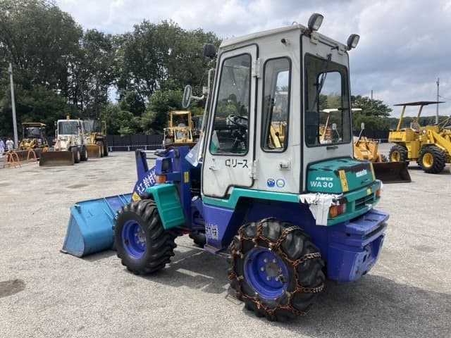 MINI WHEEL LOADER — Auction (lot 8457-37)