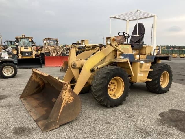 WHEEL LOADER — Auction (lot 8457-371)