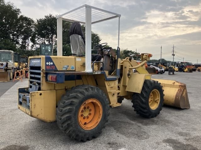WHEEL LOADER — Auction (lot 8457-371)