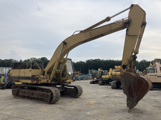 EXCAVATOR — Auction (lot 8457-375)