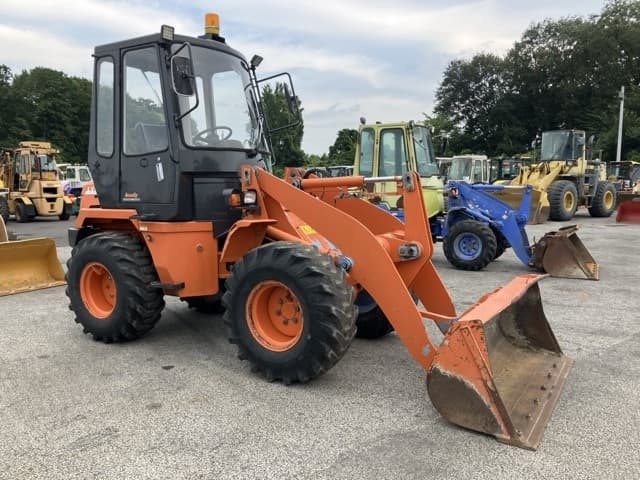 MINI WHEEL LOADER — Auction (lot 8457-376)