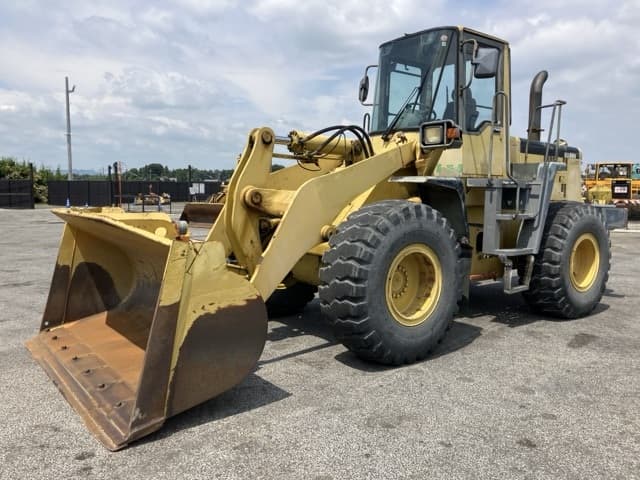 WHEEL LOADER — Auction (lot 8457-380)