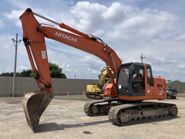 EXCAVATOR — Auction (lot 8457-382)