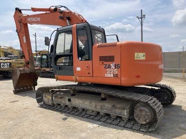 EXCAVATOR — Auction (lot 8457-382)