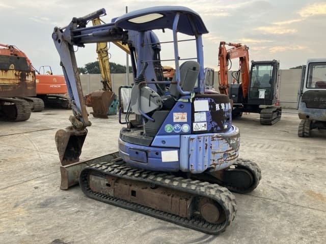 MINI EXCAVATOR — Auction (lot 8457-384)