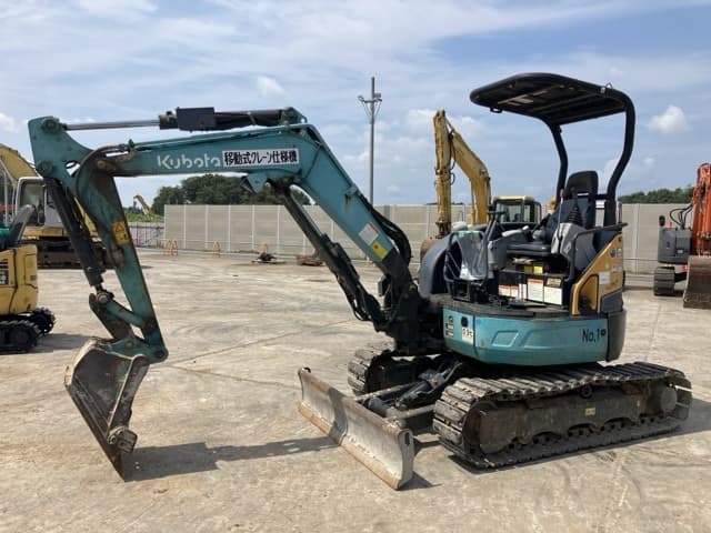 MINI EXCAVATOR — Auction (lot 8457-386)
