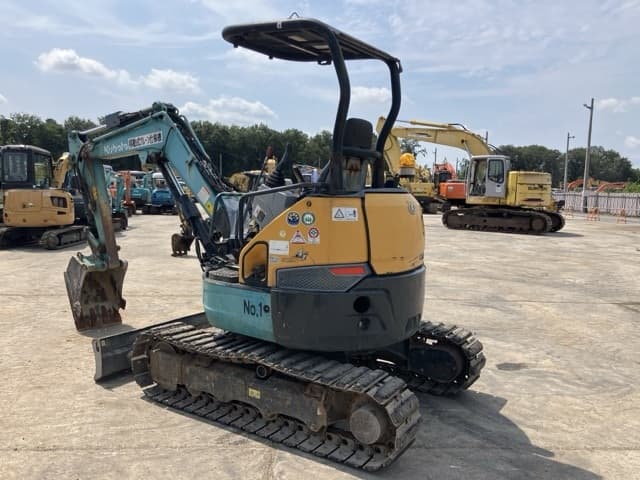 MINI EXCAVATOR — Auction (lot 8457-386)