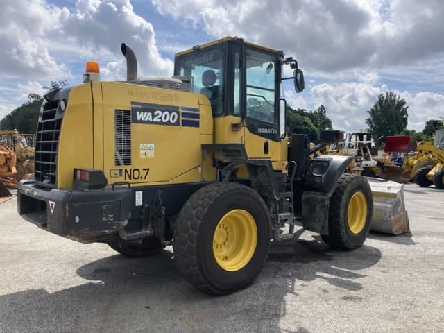 WHEEL LOADER — Auction (lot 8457-39)