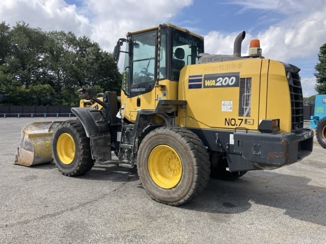 WHEEL LOADER — Auction (lot 8457-39)