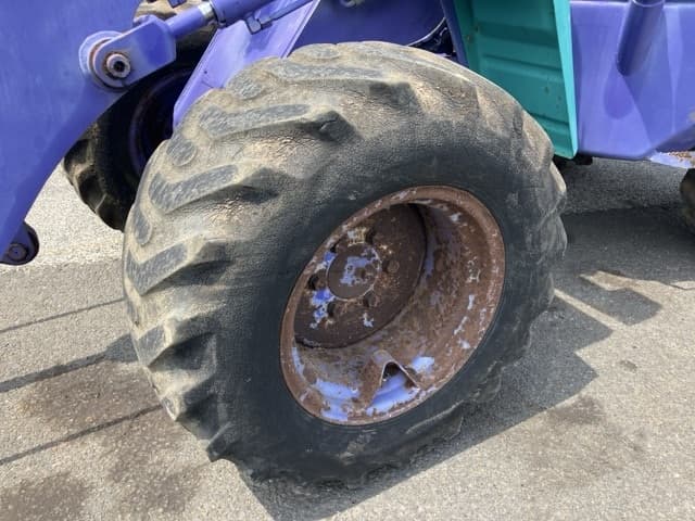 MINI WHEEL LOADER — Auction (lot 8457-393)