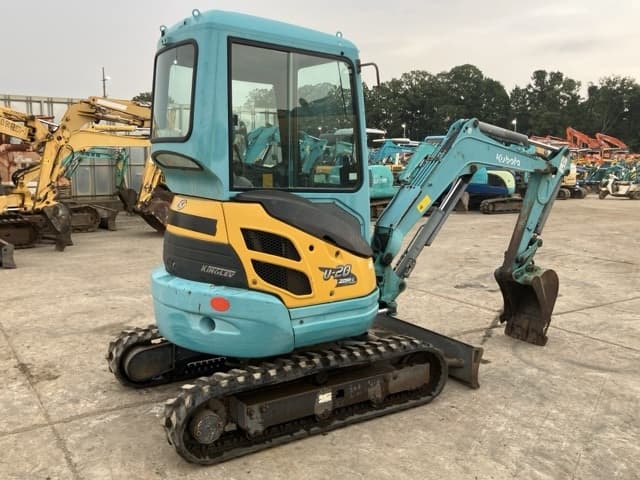 MINI EXCAVATOR — Auction (lot 8457-397)