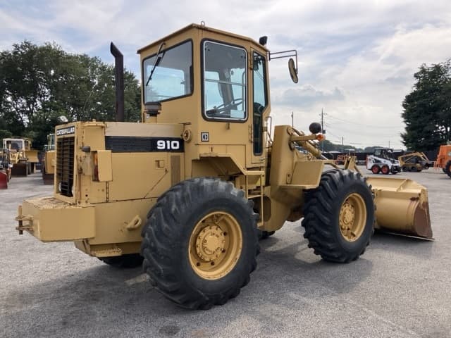WHEEL LOADER — Auction (lot 8457-398)