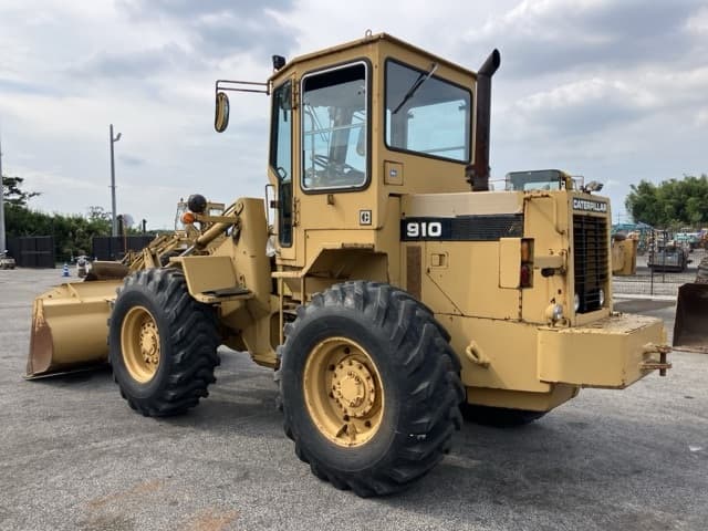WHEEL LOADER — Auction (lot 8457-398)