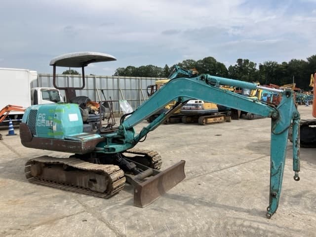 MINI EXCAVATOR — Auction (lot 8457-400)