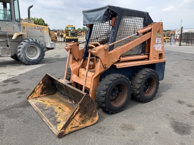 SKID STEER LOADER — Auction (lot 8457-401)