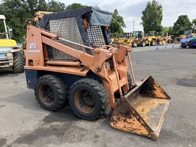 SKID STEER LOADER — Auction (lot 8457-401)