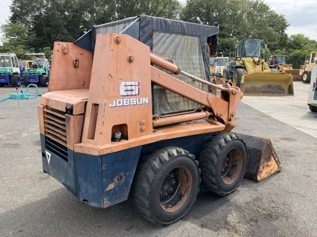 SKID STEER LOADER — Auction (lot 8457-401)