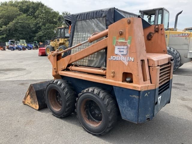 SKID STEER LOADER — Auction (lot 8457-401)