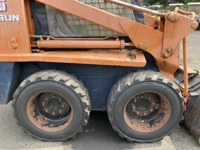 SKID STEER LOADER — Auction (lot 8457-401)