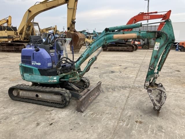 MINI EXCAVATOR — Auction (lot 8457-406)