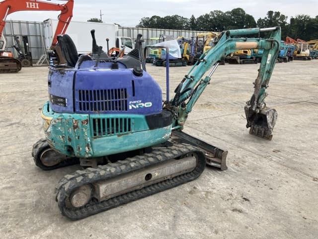 MINI EXCAVATOR — Auction (lot 8457-406)